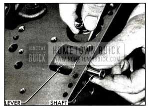 1958 Buick Installing Low Band Operating Lever and Shaft