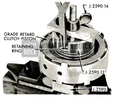 1959 Buick Triple Turbine Transmission - Install Grade Retard Clutch Spring